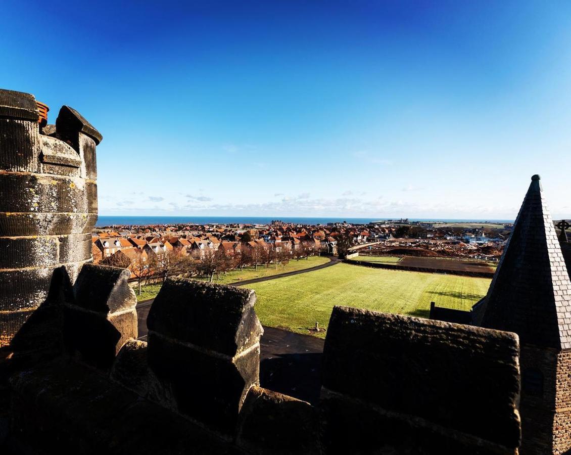 Sneaton Castle Hotel Whitby Kültér fotó